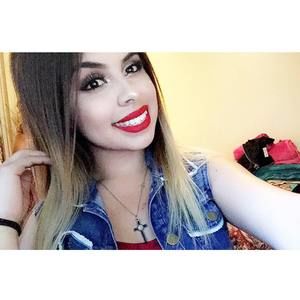 Meet your Posher, Fatima